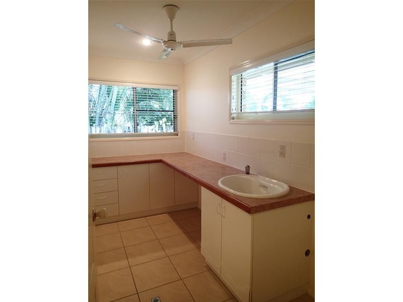 105 Rasmussen Avenue, Salonika Beach QLD 4740