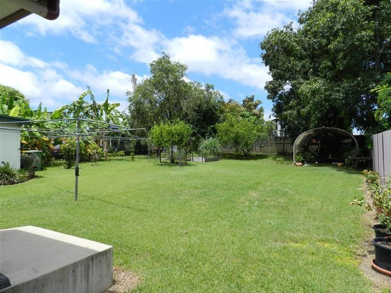 50 Beach Road, Sarina QLD 4737