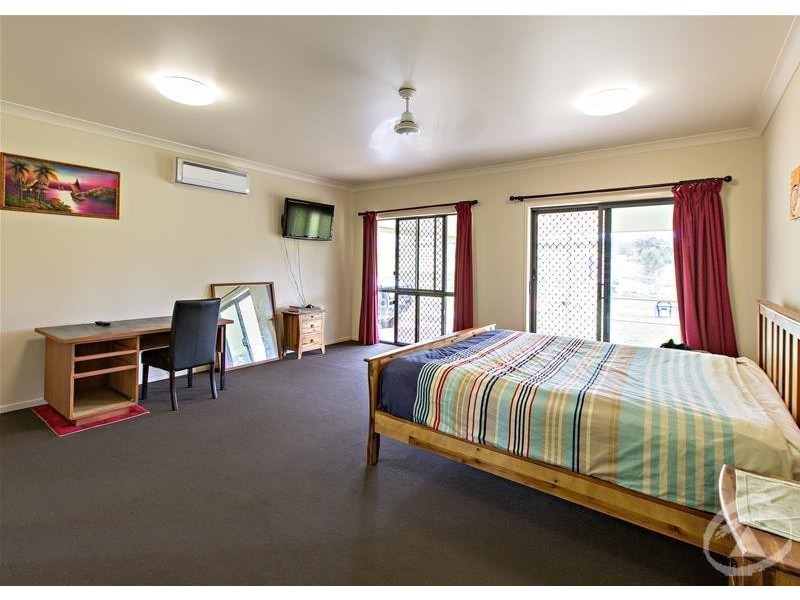 9 Lawries Road, Sarina Range QLD 4737