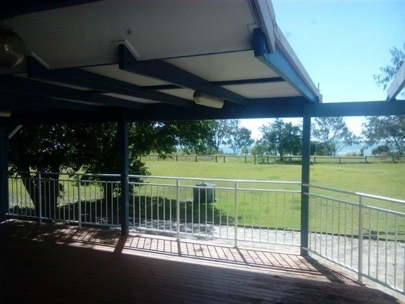 58 Edmunds Avenue, Hay Point QLD 4740