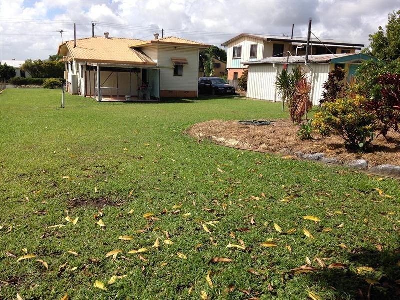 44 Sarina Beach Road, Sarina QLD 4737