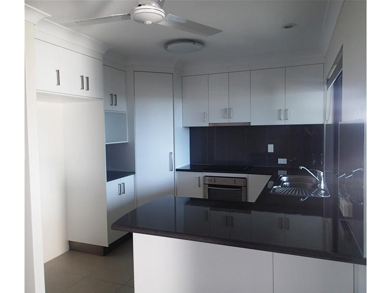 9 Hook Court, Sarina QLD 4737