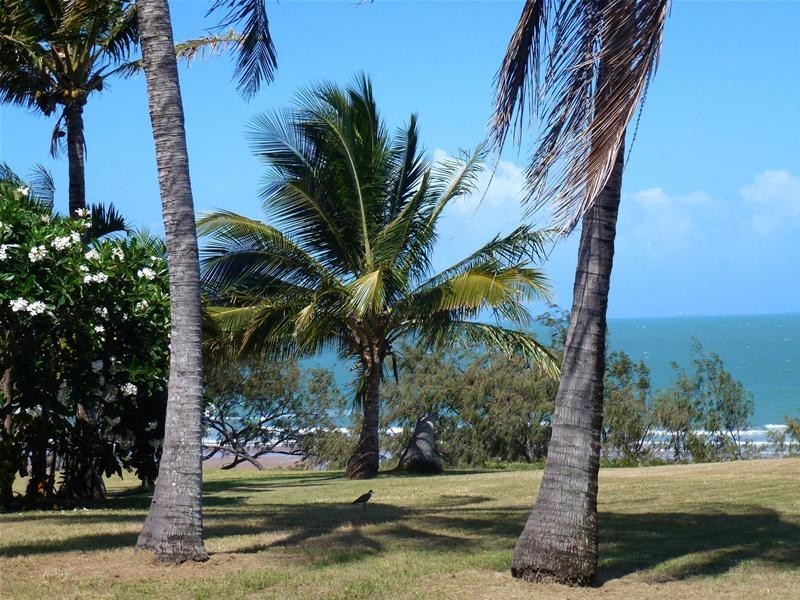 61 Rasmussen Avenue, Hay Point QLD 4740