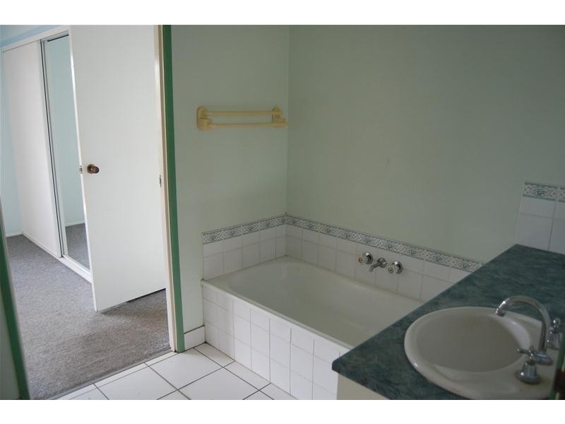 3 Castaway Close, Hay Point QLD 4740