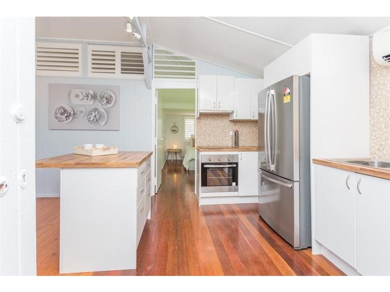 31 Westcott Avenue, Campwin Beach QLD 4737