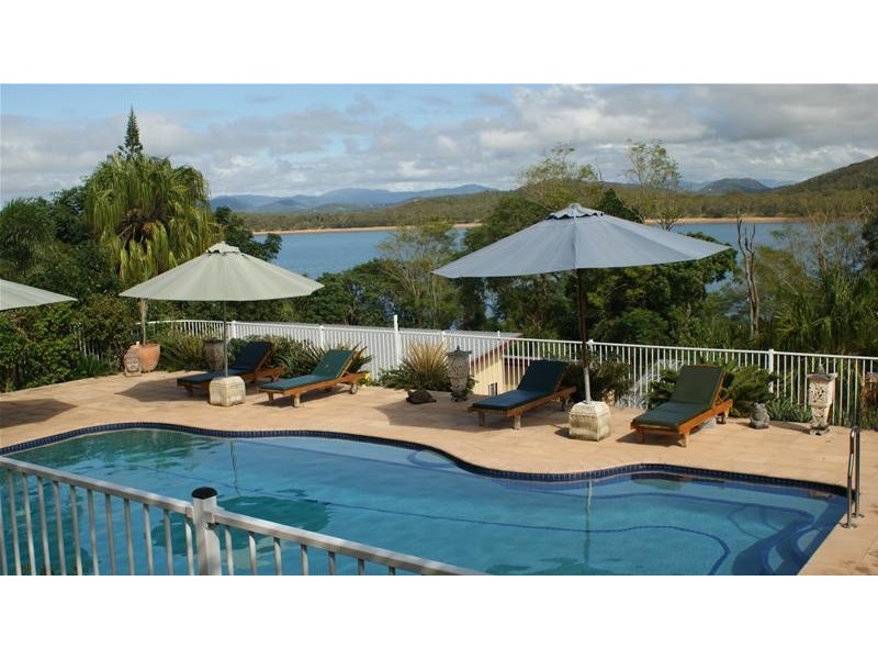 25 Captain Blackwood Drive, Sarina Beach QLD 4737