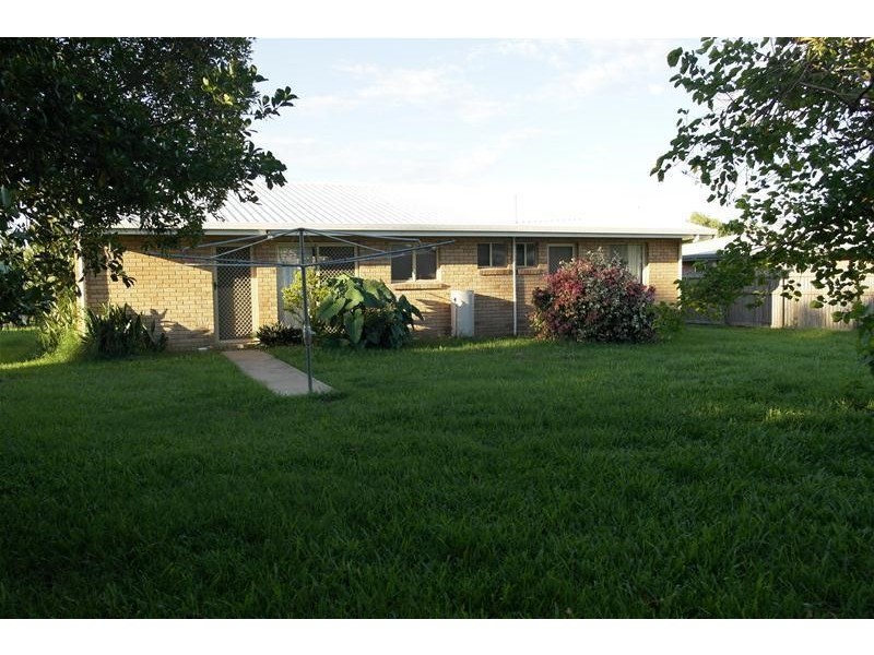 14 Freemont Avenue, Sarina QLD 4737