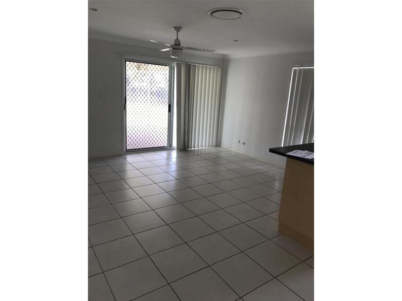 75 St Lawrence Street, Nebo QLD 4742