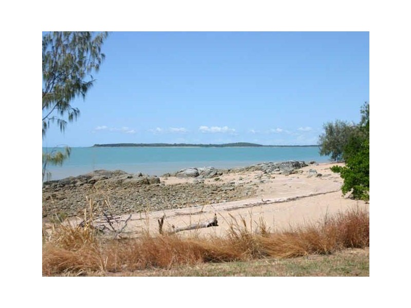 1L Bruce Highway, Clairview QLD 4741