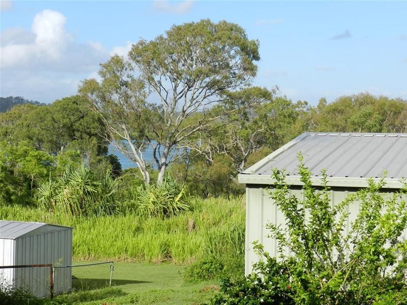 28 Cooper Avenue, Campwin Beach QLD 4737