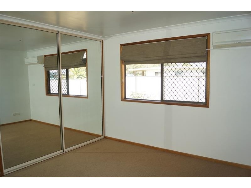 8 Huntly Road, Sarina QLD 4737