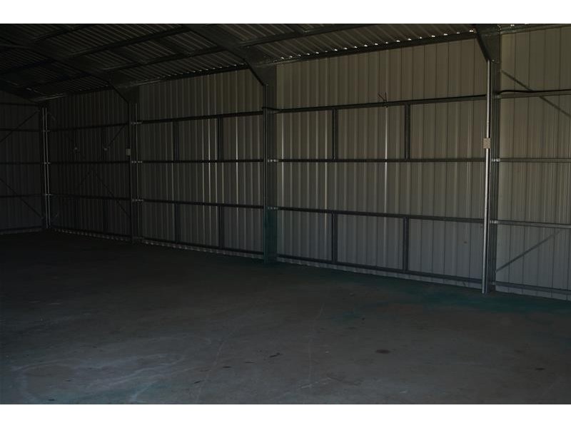 8 Huntly Road, Sarina QLD 4737