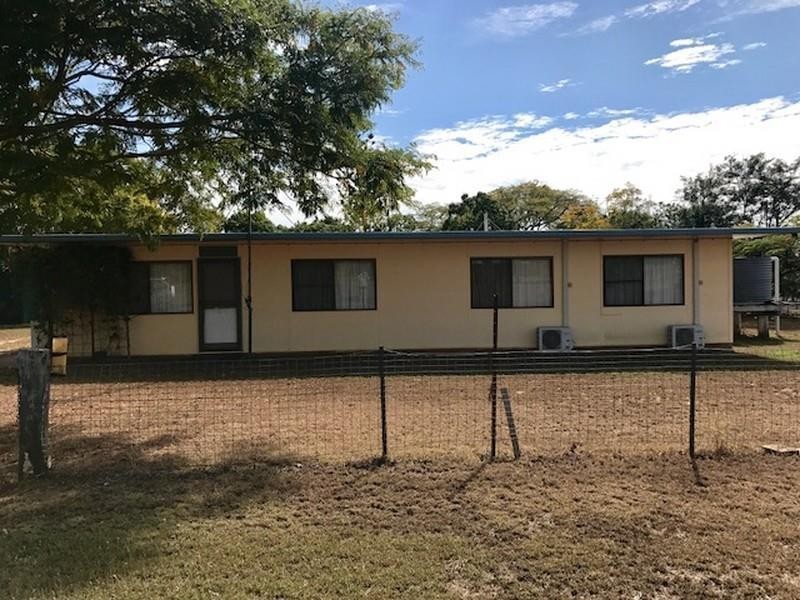 5 Waverley Street, St Lawrence QLD 4707