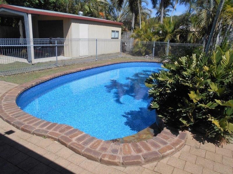 32 Coral Drive, Blacks Beach QLD 4740