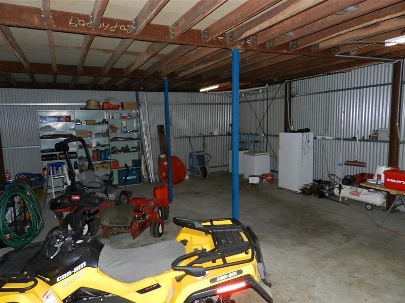 180 Middle Creek Road, Sarina QLD 4737