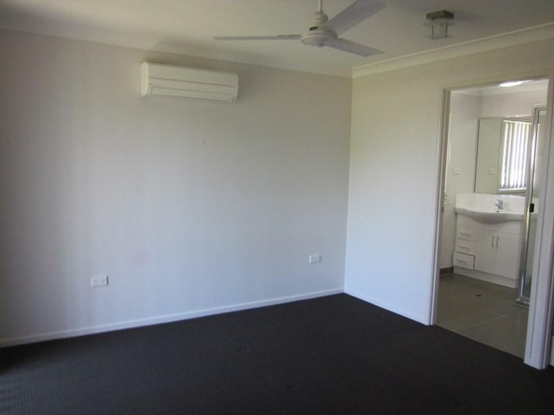 8 Pacific Avenue, Sarina QLD 4737