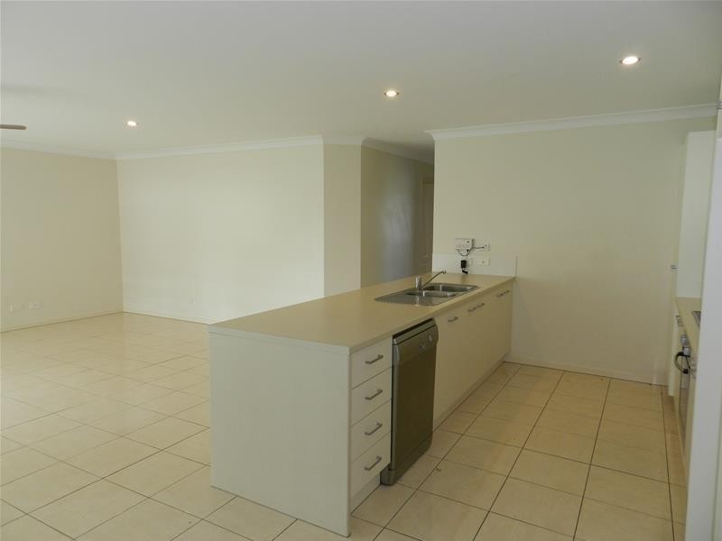 25 Morris Street, Campwin Beach QLD 4737