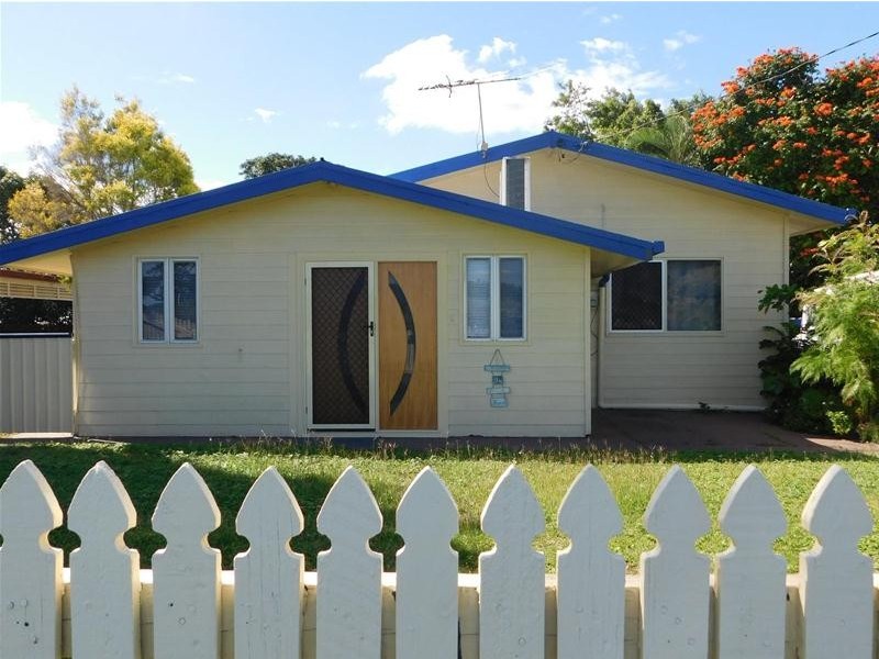 146 Broad Street, Sarina QLD 4737