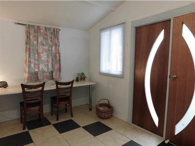 146 Broad Street, Sarina QLD 4737