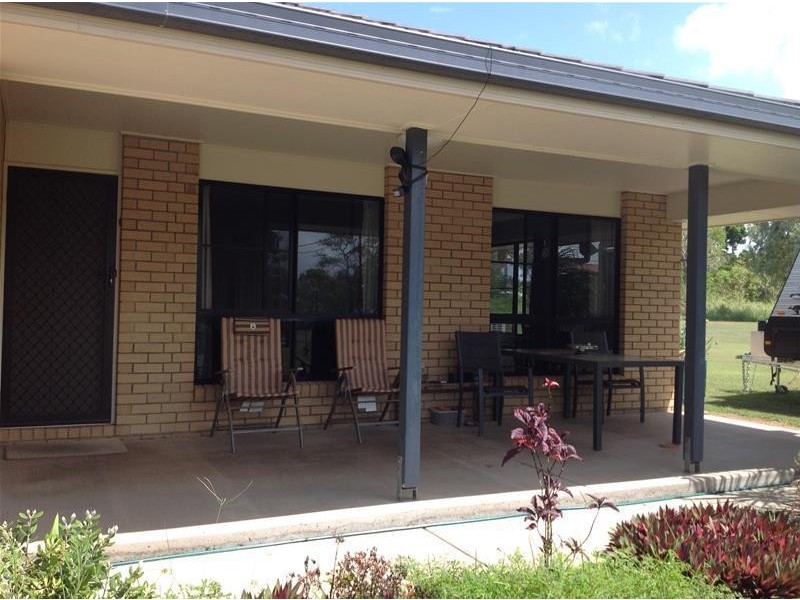 20 Donald Place, Armstrong Beach QLD 4737