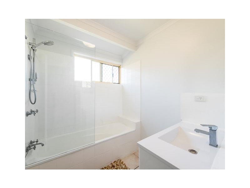 45 Mansfield Drive, Beaconsfield QLD 4740