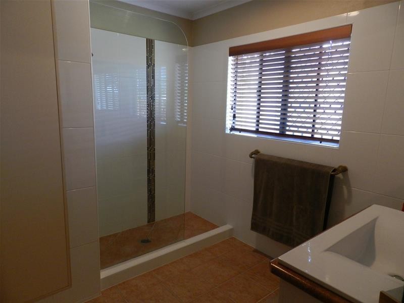 1 Howard Street, Hay Point QLD 4740