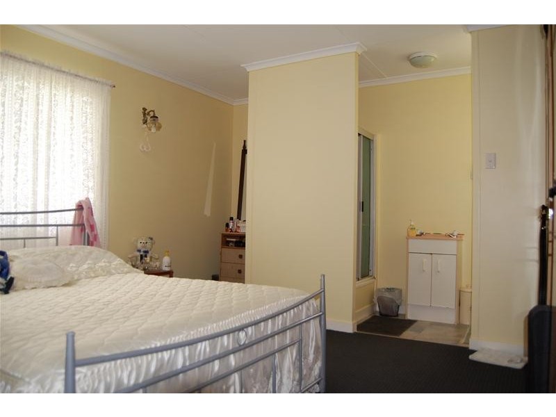 11 Carlton Road, Sarina QLD 4737