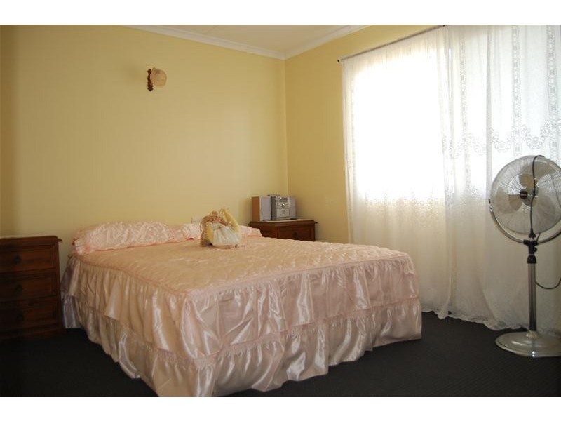 11 Carlton Road, Sarina QLD 4737