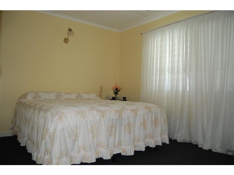 11 Carlton Road, Sarina QLD 4737