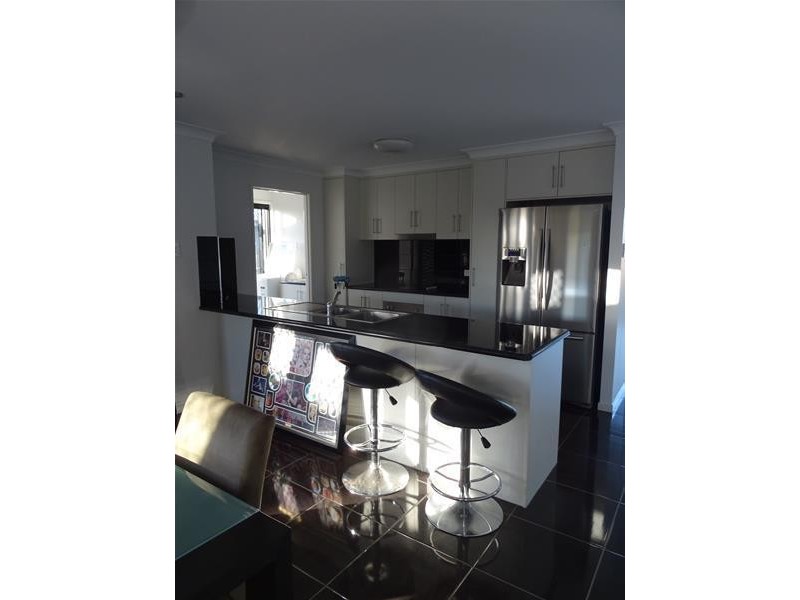 30 Reef Drive, Sarina QLD 4737