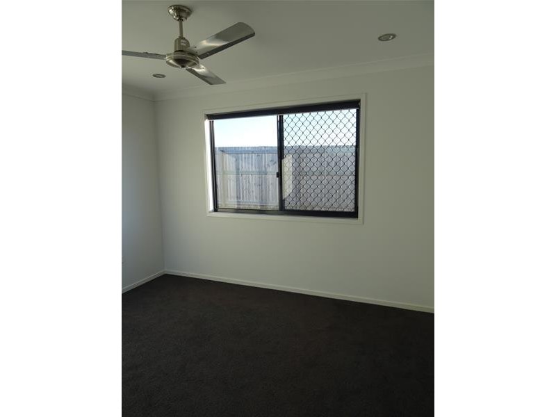 30 Reef Drive, Sarina QLD 4737