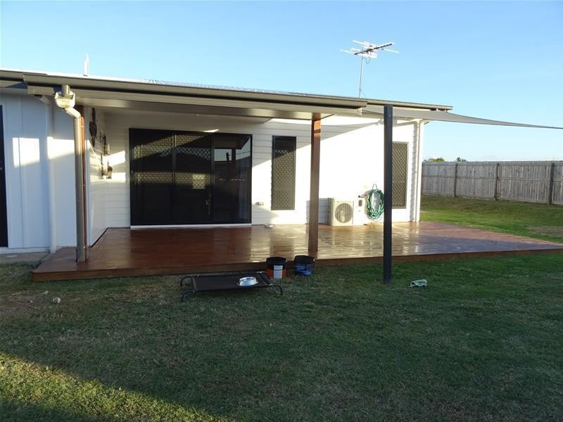 30 Reef Drive, Sarina QLD 4737