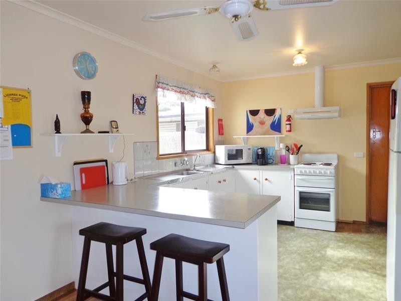 19 Sanctuary Road, Loch Sport VIC 3851