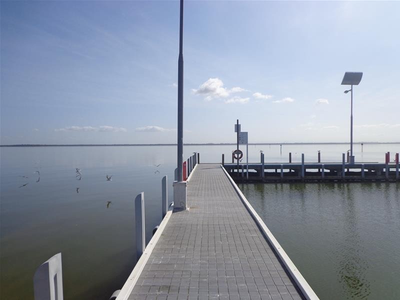 14 Basin Boulevard, Loch Sport VIC 3851