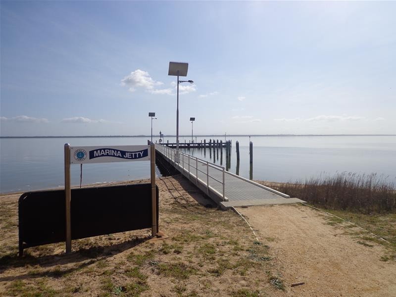 14 Basin Boulevard, Loch Sport VIC 3851