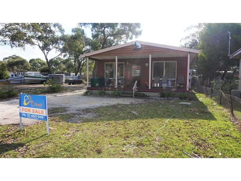 39 Davies Street, Loch Sport VIC 3851