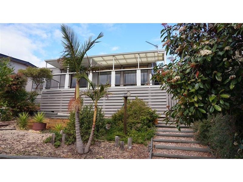 45 Wattle Grove, Loch Sport VIC 3851