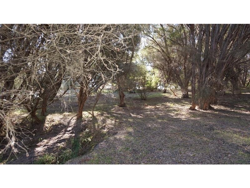 33 Christopher Court, Loch Sport VIC 3851