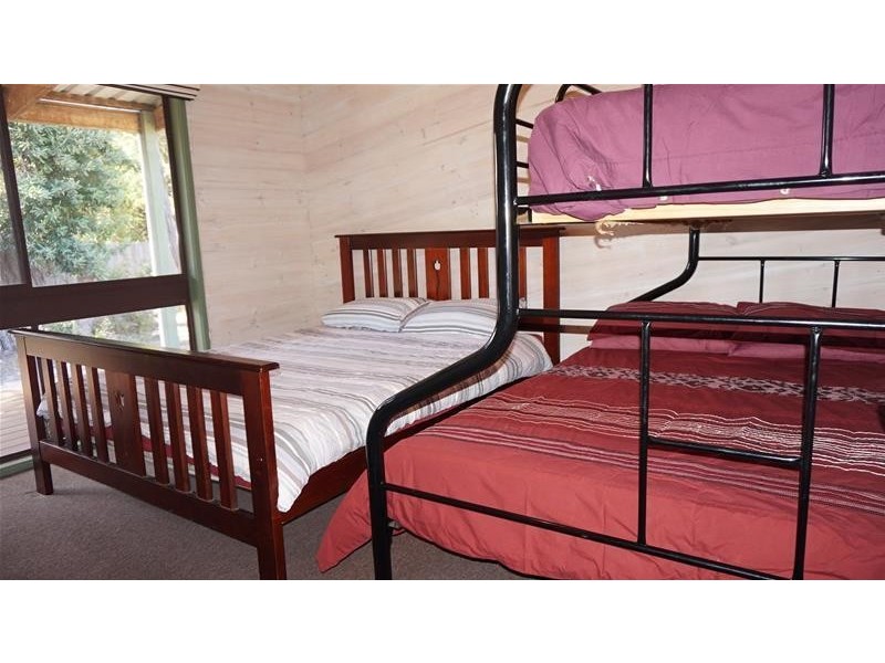 58 Central Avenue, Loch Sport VIC 3851