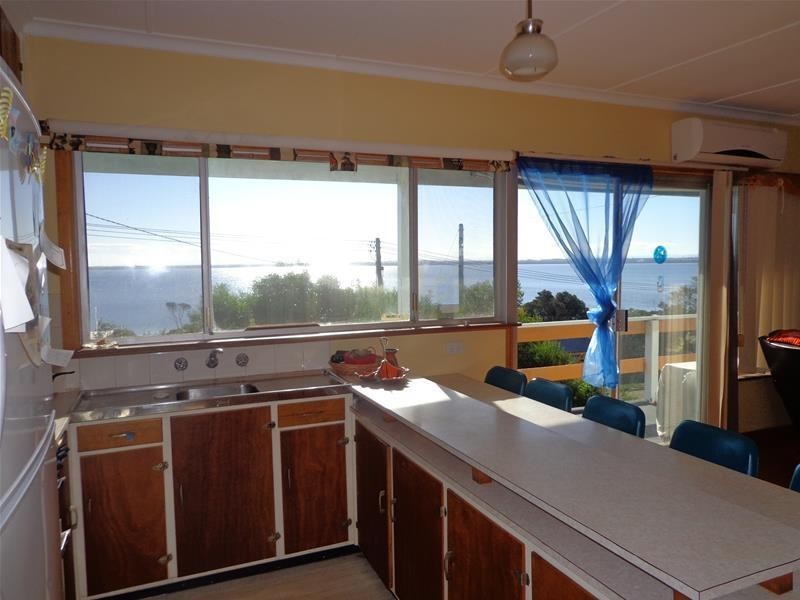 75 The Boulevard, Loch Sport VIC 3851