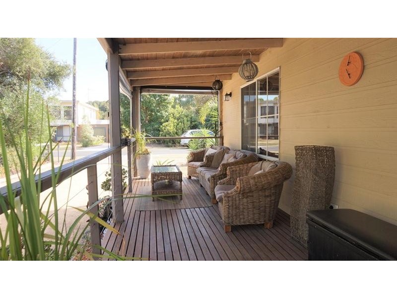 22 Kookaburra Street, Loch Sport VIC 3851