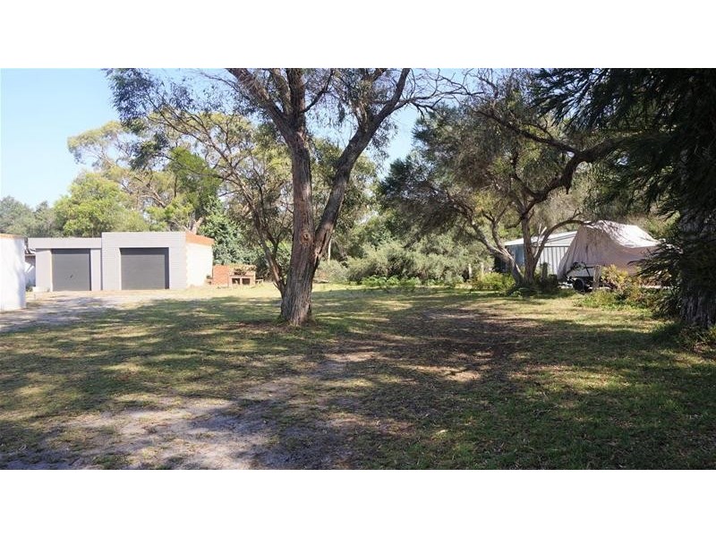 20 Wilhelm Street, Loch Sport VIC 3851