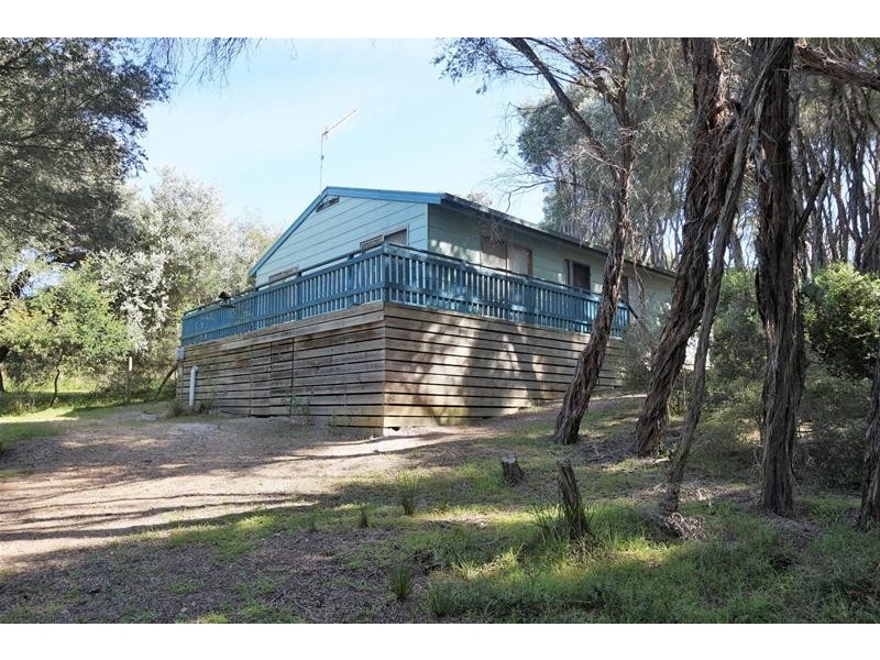 6 Goodlett Avenue, Loch Sport VIC 3851