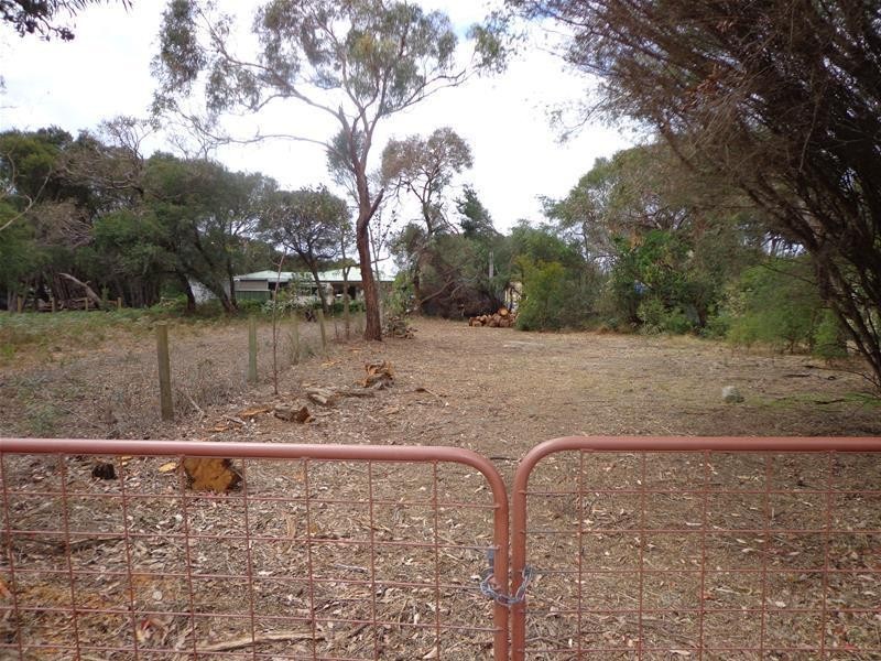 104 Campbell Street, Loch Sport VIC 3851