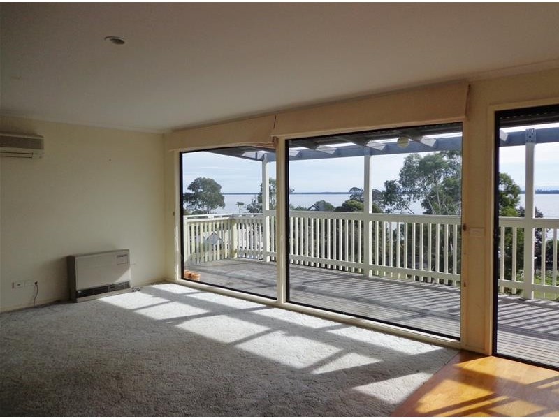 21 The Boulevard, Loch Sport VIC 3851