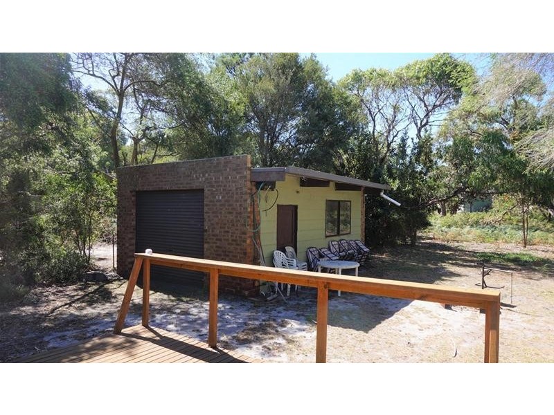 37 Echidna Street, Loch Sport VIC 3851