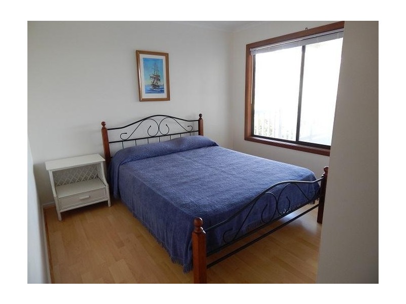 17 Bluff Drive, Loch Sport VIC 3851