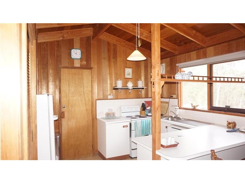 10 Sandra Court, Loch Sport VIC 3851