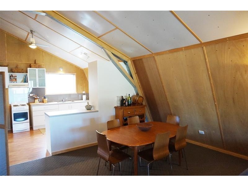 36 Campbell Street, Loch Sport VIC 3851