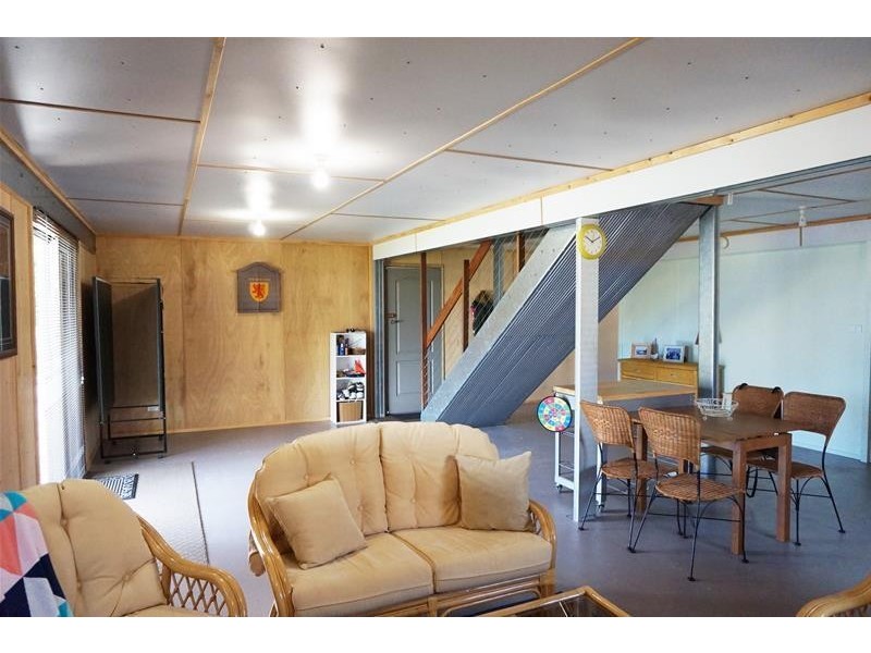 36 Campbell Street, Loch Sport VIC 3851